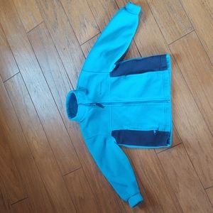Boys Size 6/7 Columbia Zip Up Sweater